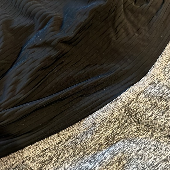 Beyond the Bump cropped maternity leggings - Picture 3 of 5